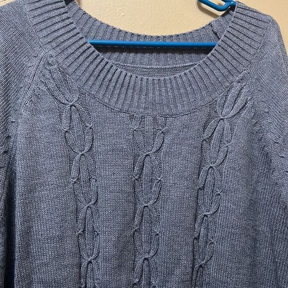 🆕 Womens Plus size Avenue Gray Cable Knit Front Sweater Size 26/28 - Picture 2 of 5